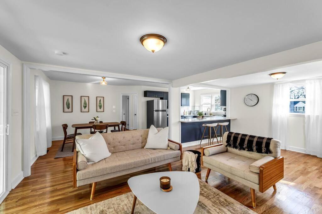 Вілла Fully Renovated 4 Bed Buena Vista House Near Wfu Вінстон-Сейлем Екстер'єр фото